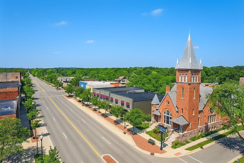 Local Tv Hanging Service in Saline, MI