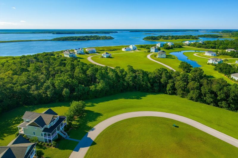 Local Tv Hanging Service in Holly Ridge, NC