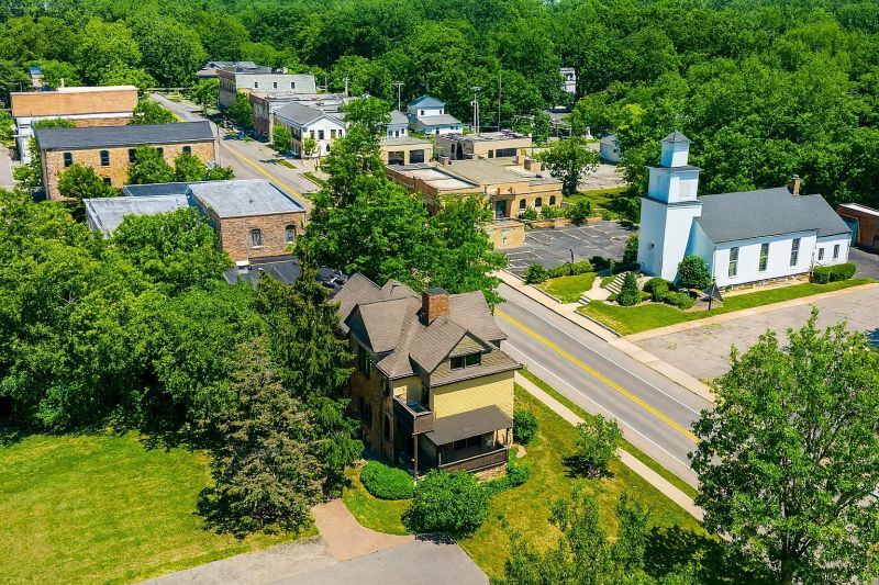 Local Tv Mounting Service in Clarkston, MI